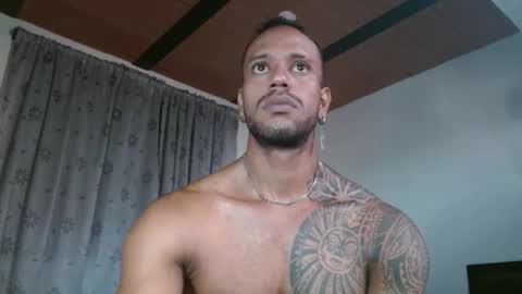 Snapshot of manolofitt chatting on November 1, 2025, 2:19 pm Manolo online show from November 1, 2025, 2:19 pm