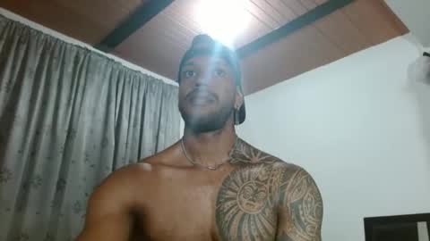 Snapshot of manolofitt chatting on November 2, 2025, 2:41 pm Manolo online show from November 2, 2025, 2:41 pm