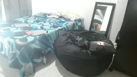 Snapshot of manolofitt chatting on November 7, 2025, 12:54 am Manolo online show from November 7, 2025, 12:54 am