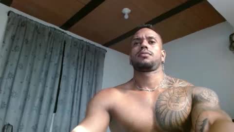 Snapshot of manolofitt chatting on December 1, 2025, 7:41 pm Manolo online show from December 1, 2025, 7:41 pm