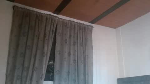 Snapshot of manolofitt chatting on May 22, 2026, 3:17 pm Manolo online show from May 22, 2026, 3:17 pm
