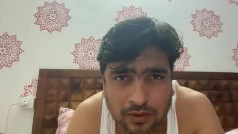 sexy boy online show from April 21, 2026, 2:56 pm