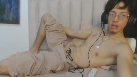 Snapshot of manu_vera8 chatting on May 27, 2026, 4:26 pm Manuel online show from May 27, 2026, 4:26 pm
