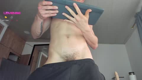 manucute 23  online show from December 15, 2024, 9:42 pm