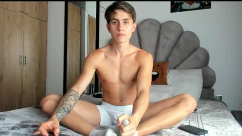 Snapshot of manucute_23_ chatting on April 28, 2026, 2:33 pm manucute 23 online show from April 28, 2026, 2:33 pm