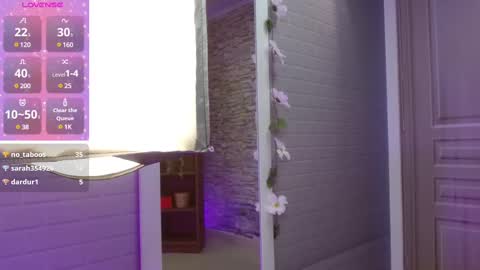 Angela online show from February 28, 2025, 2:20 pm