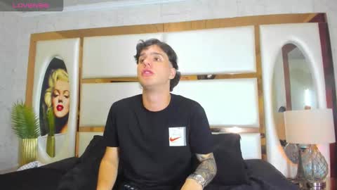 Manuel online show from March 15, 2026, 2:23 pm