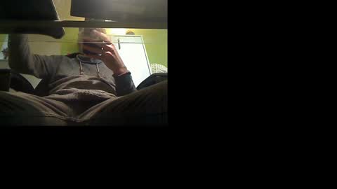 Manu online show from October 19, 2025, 9:10 am