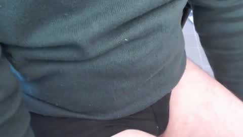 Snapshot of manuherb84 chatting on October 21, 2025, 2:29 pm manuherb84 online show from October 21, 2025, 2:29 pm