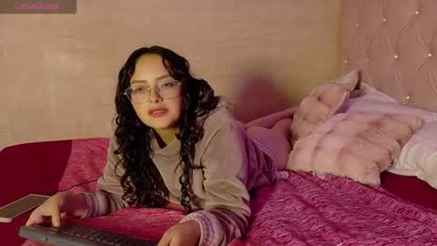 Manu  online show from June 12, 2026, 1:26 am