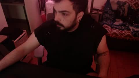 Snapshot of manupaladin chatting on April 14, 2026, 9:21 pm Manupaladin online show from April 14, 2026, 9:21 pm