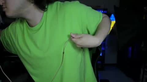 mapachoso1414 online show from November 16, 2025, 11:54 pm