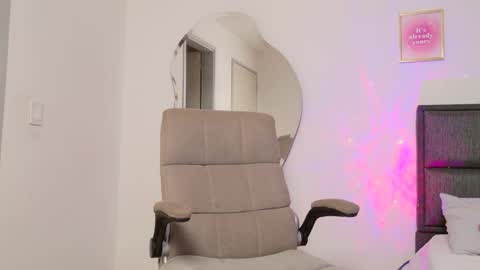     online show from March 10, 2025, 2:06 am