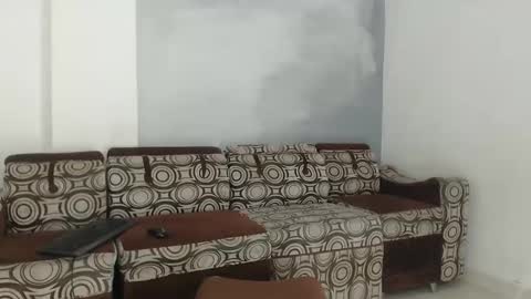 Mar   online show from October 16, 2025, 8:10 pm