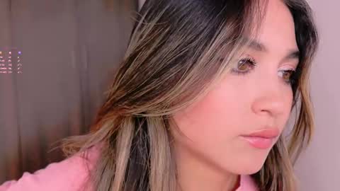 Mara Independent Model online show from February 26, 2025, 3:30 pm