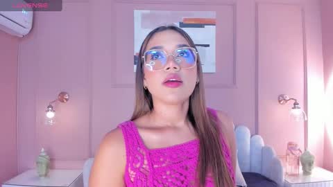 Mara  online show from February 19, 2025, 6:21 pm