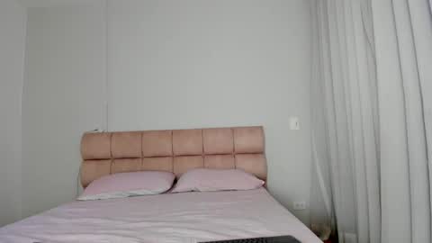 mara modelo independiente online show from April 25, 2026, 11:24 pm