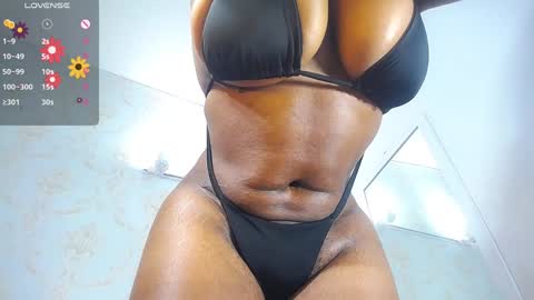 mara_thompsonn online show from January 6, 2025, 3:29 pm