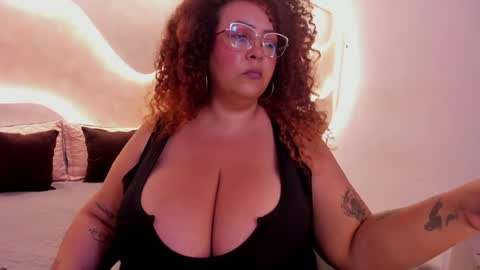 Mrs. Sweet online show from June 7, 2026, 2:05 am