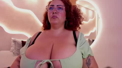 Snapshot of maraasweet chatting on June 26, 2026, 2:38 am Mrs. Sweet online show from June 26, 2026, 2:38 am
