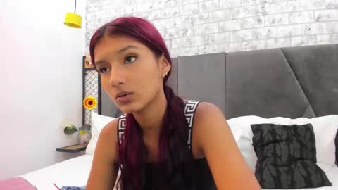 Maray Lous  online show from December 19, 2025, 8:05 pm