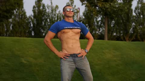 Snapshot of marc105100 chatting on May 5, 2026, 4:42 am alex marvelxx online show from May 5, 2026, 4:42 am