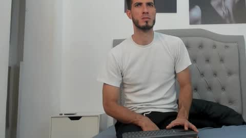 Marc Ruffalo online show from February 8, 2026, 7:28 pm