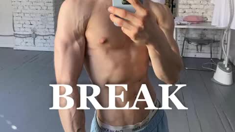 marc_solo online show from April 23, 2026, 12:29 pm