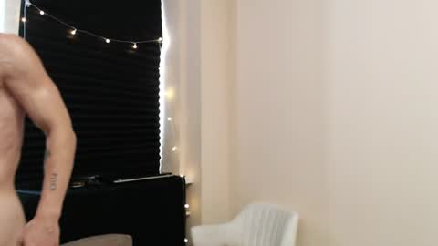Snapshot of marc_solo chatting on August 4, 2026, 10:29 am marc_solo online show from August 4, 2026, 10:29 am