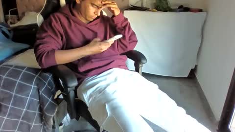 marcel19101998 online show from May 13, 2026, 4:26 pm