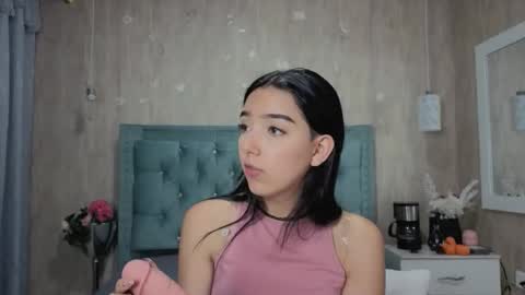 Marcela online show from March 16, 2026, 8:35 pm