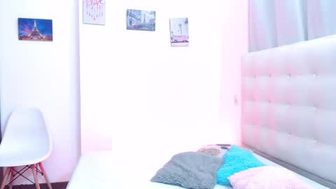 MARCELA  online show from November 26, 2025, 10:22 pm