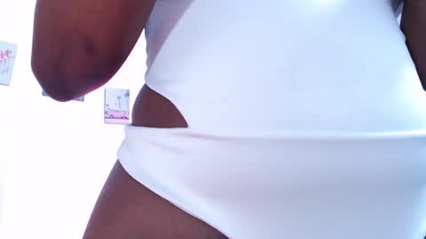 MARCELA  online show from November 29, 2025, 8:34 pm