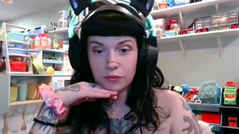 MarcelineAltaria online show from February 24, 2025, 4:16 am