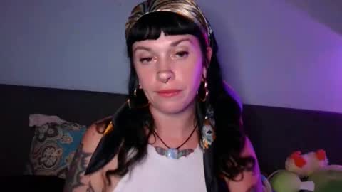 MarcelineAltaria online show from September 16, 2025, 3:51 am