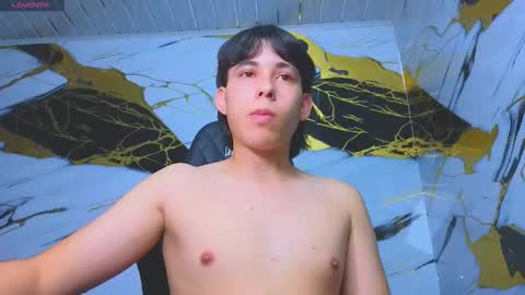 marcelo_boy online show from October 28, 2025, 2:53 pm