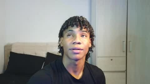 Snapshot of marcelo_dosantos77 chatting on April 23, 2026, 8:00 pm MARCELO online show from April 23, 2026, 8:00 pm