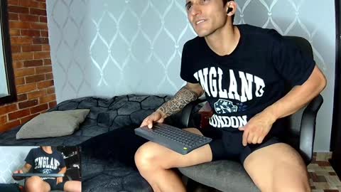 Marck  Independent model  online show from January 21, 2025, 1:18 am