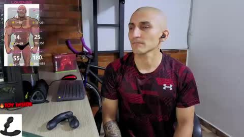 Marck  Independent model  online show from April 21, 2026, 2:51 am