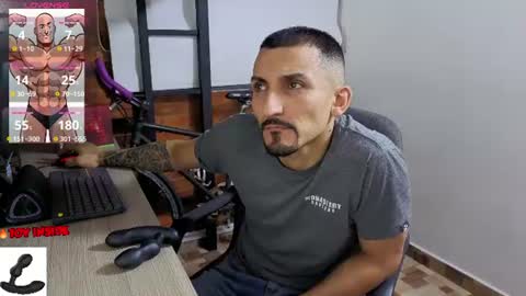Snapshot of marckmuscle chatting on July 6, 2026, 1:13 am Marck Independent model online show from July 6, 2026, 1:13 am