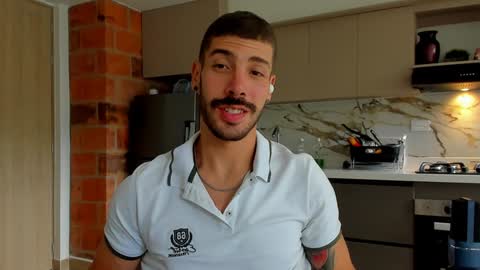 Marco IG marco tahani online show from December 25, 2024, 7:13 pm