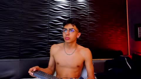 Marco and Ethan online show from December 31, 2024, 6:48 am