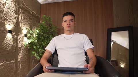 Marco and Ethan online show from April 21, 2026, 8:44 pm