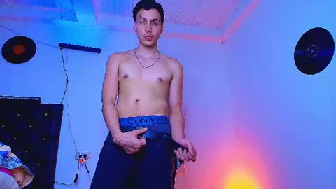 Snapshot of marcus_hanks1 chatting on June 12, 2026, 1:37 am Marcus hanks1 online show from June 12, 2026, 1:37 am