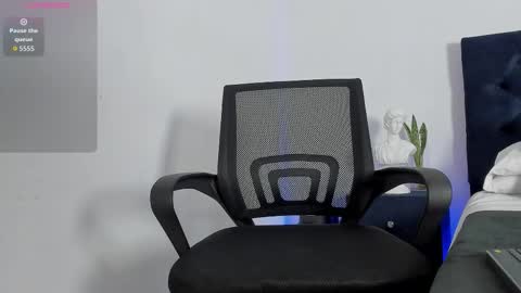 marcus_moreno online show from December 2, 2025, 10:49 pm