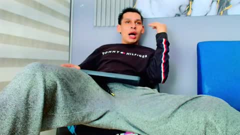 marcus_smithh online show from October 17, 2025, 9:12 am