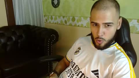 marcus_soler online show from October 22, 2025, 4:18 pm