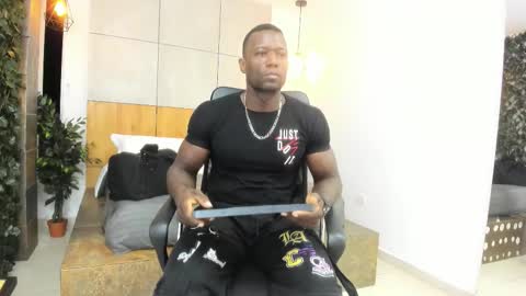 Marcusssss online show from September 12, 2025, 9:31 am