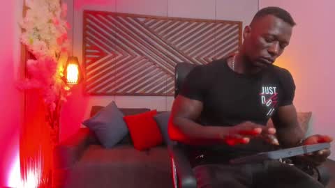 Marcusssss online show from September 25, 2025, 11:47 am