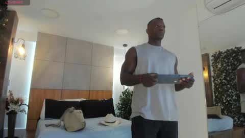 Marcusssss online show from April 25, 2026, 12:19 pm